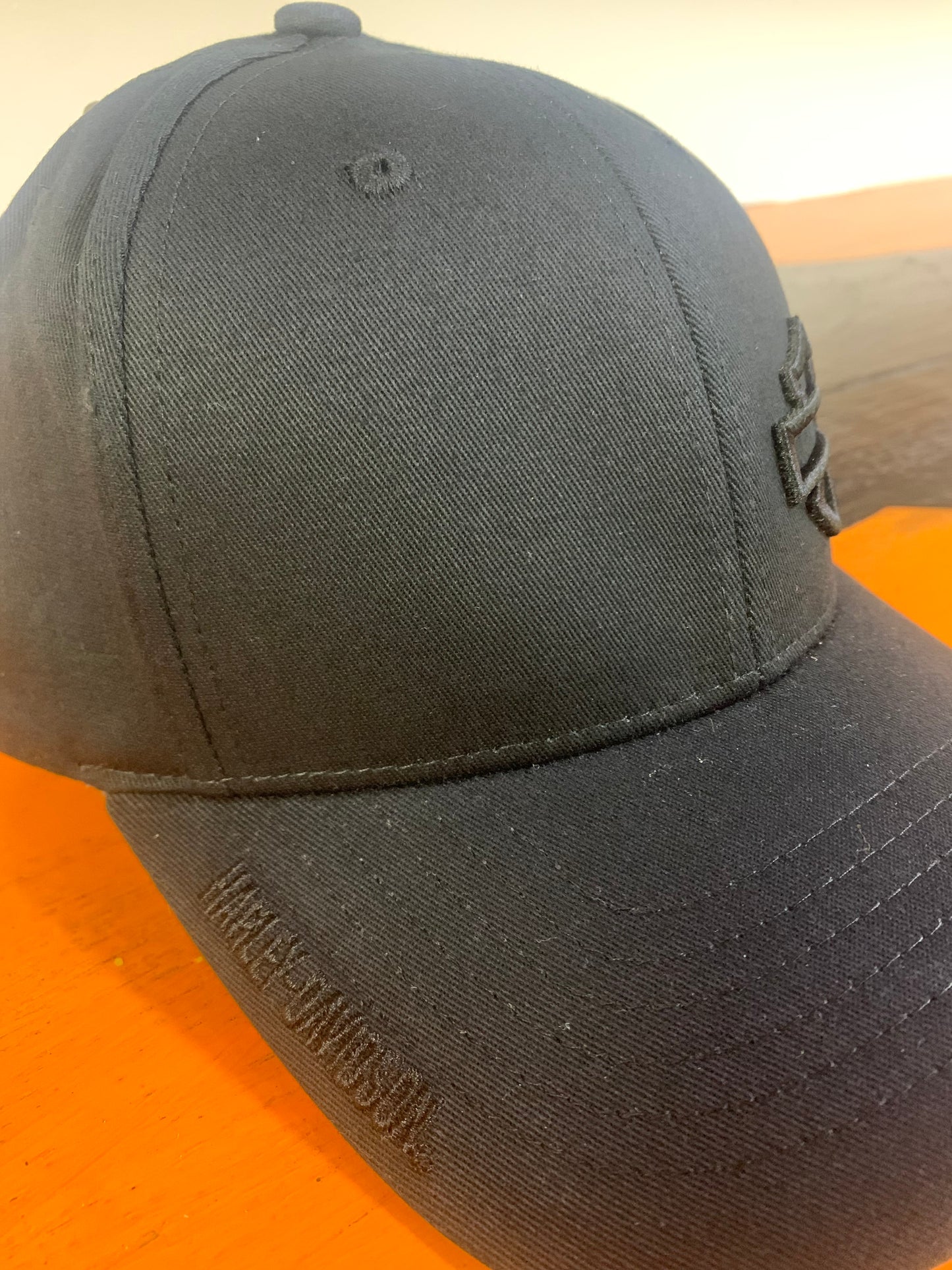 HD MO Black Hat