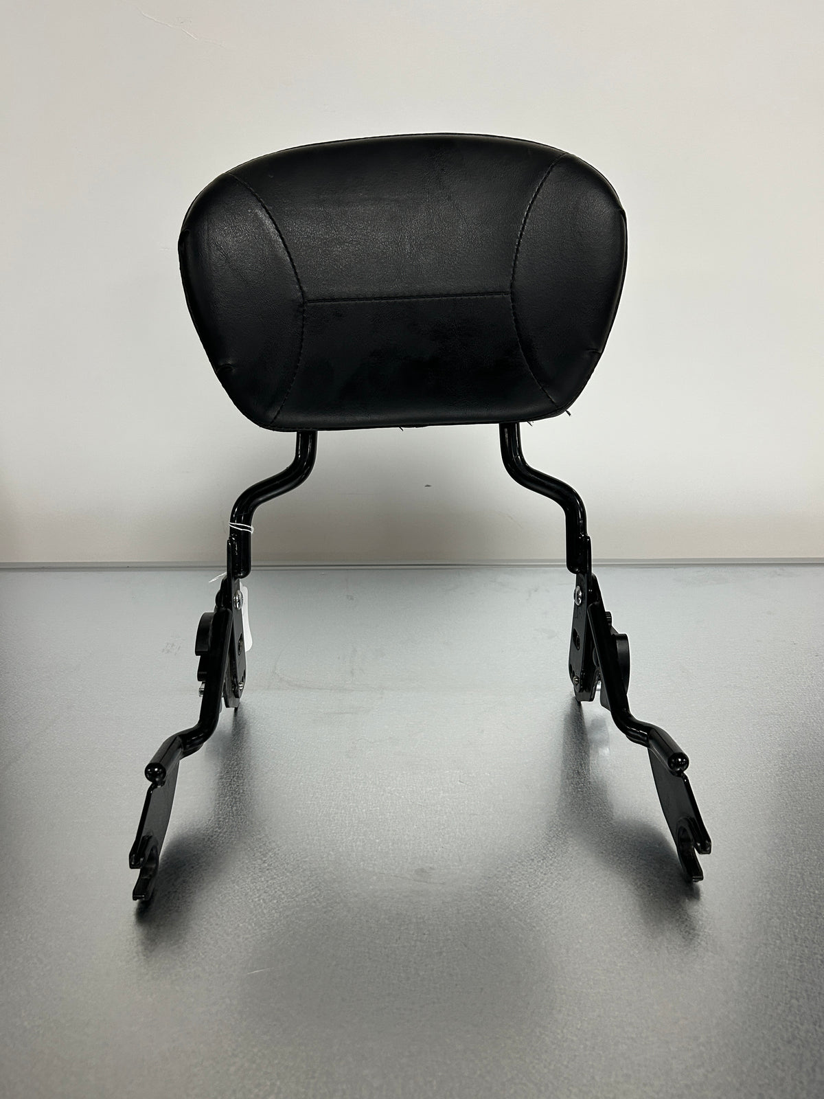 2009 UP TOURING BACK REST IN BLACK