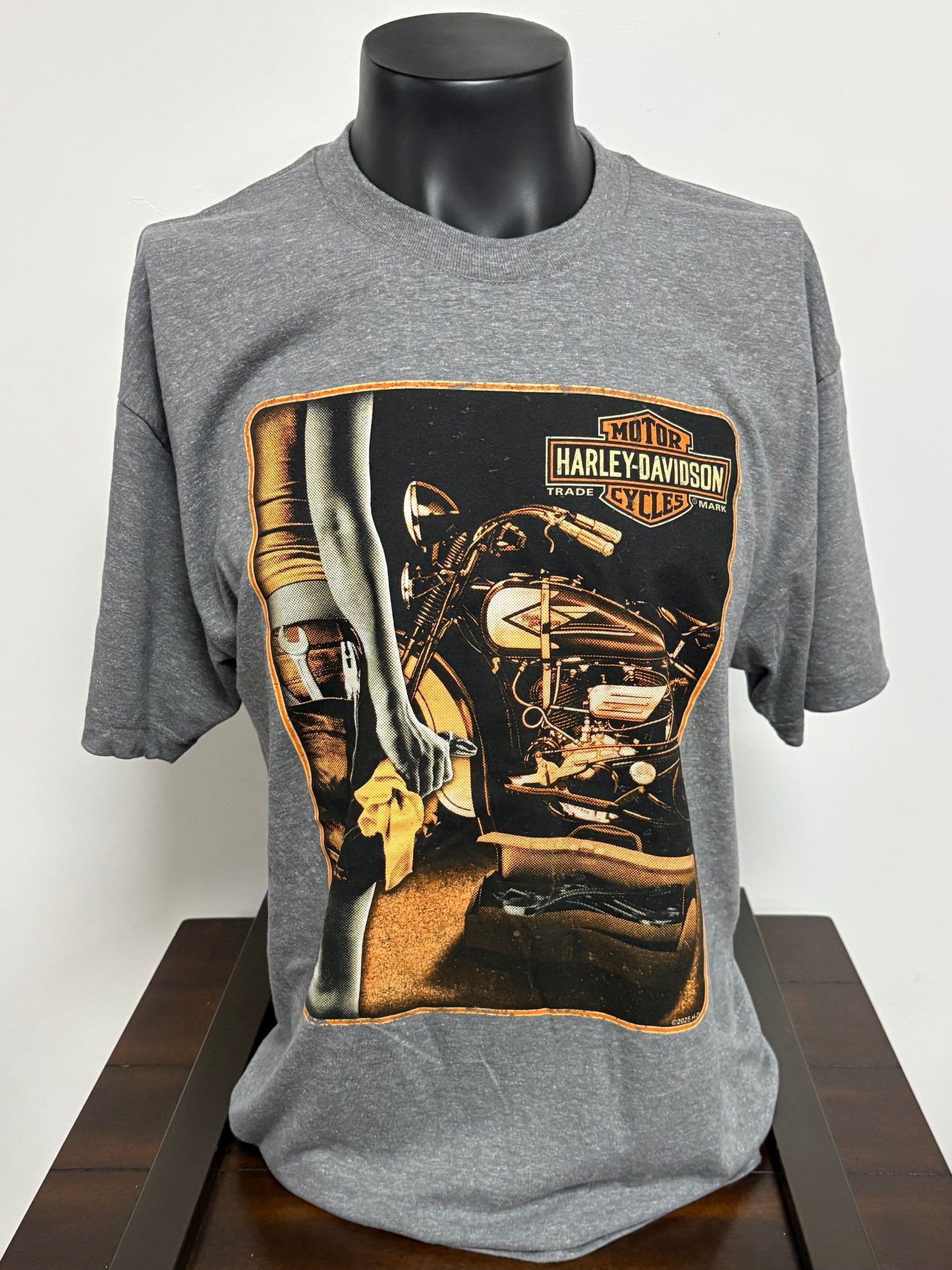 Pocketed Men's Tee