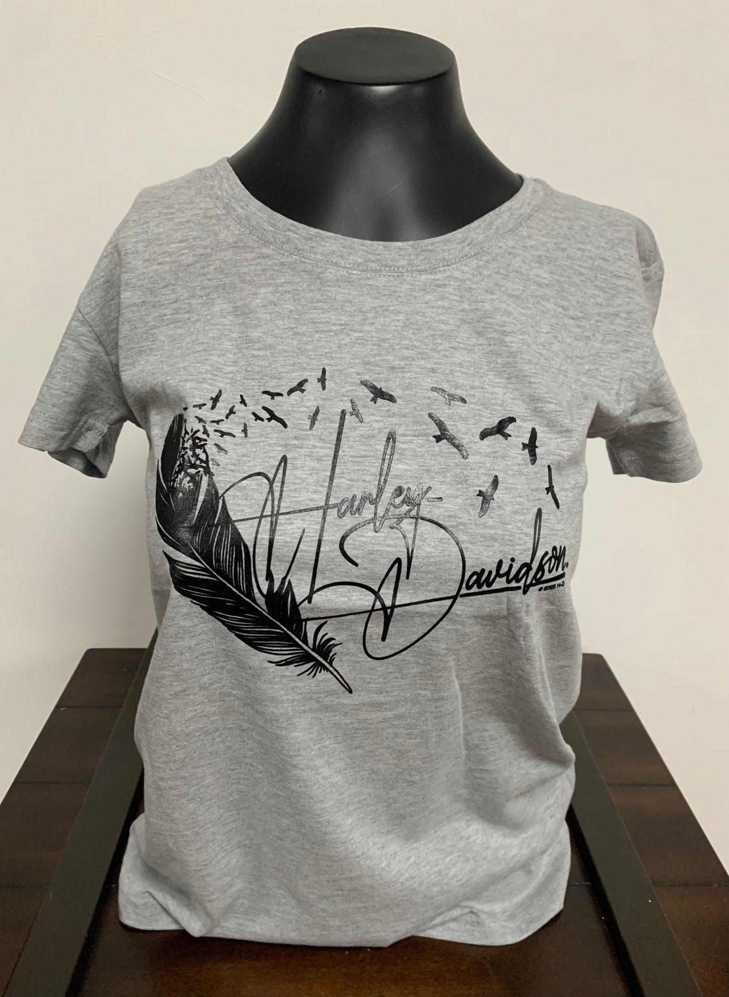 Plume Women's Short Sleeve Tee