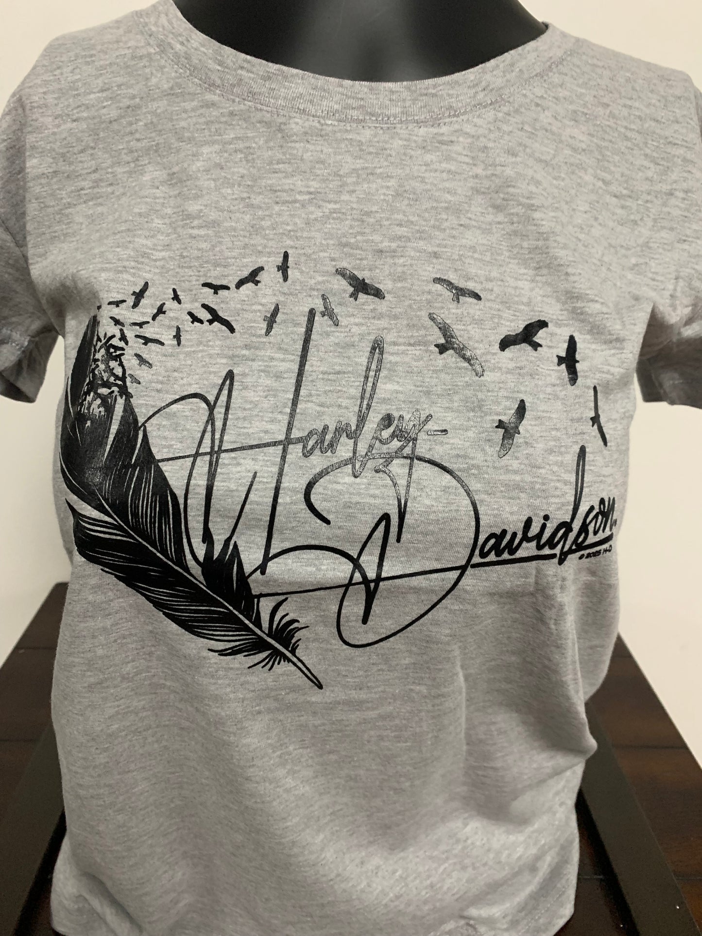 Plume Women's Short Sleeve Tee