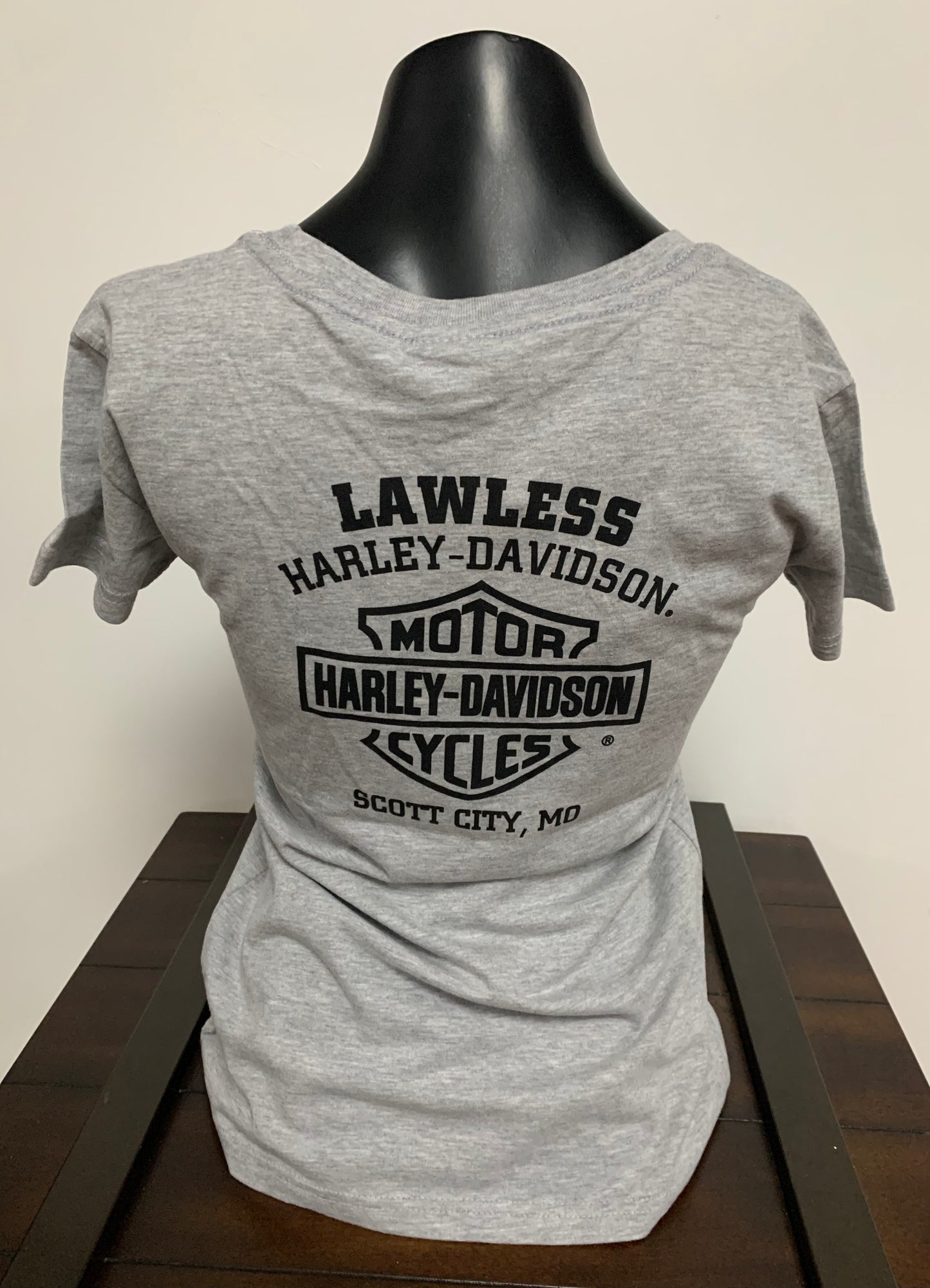 Plume Women's Short Sleeve Tee