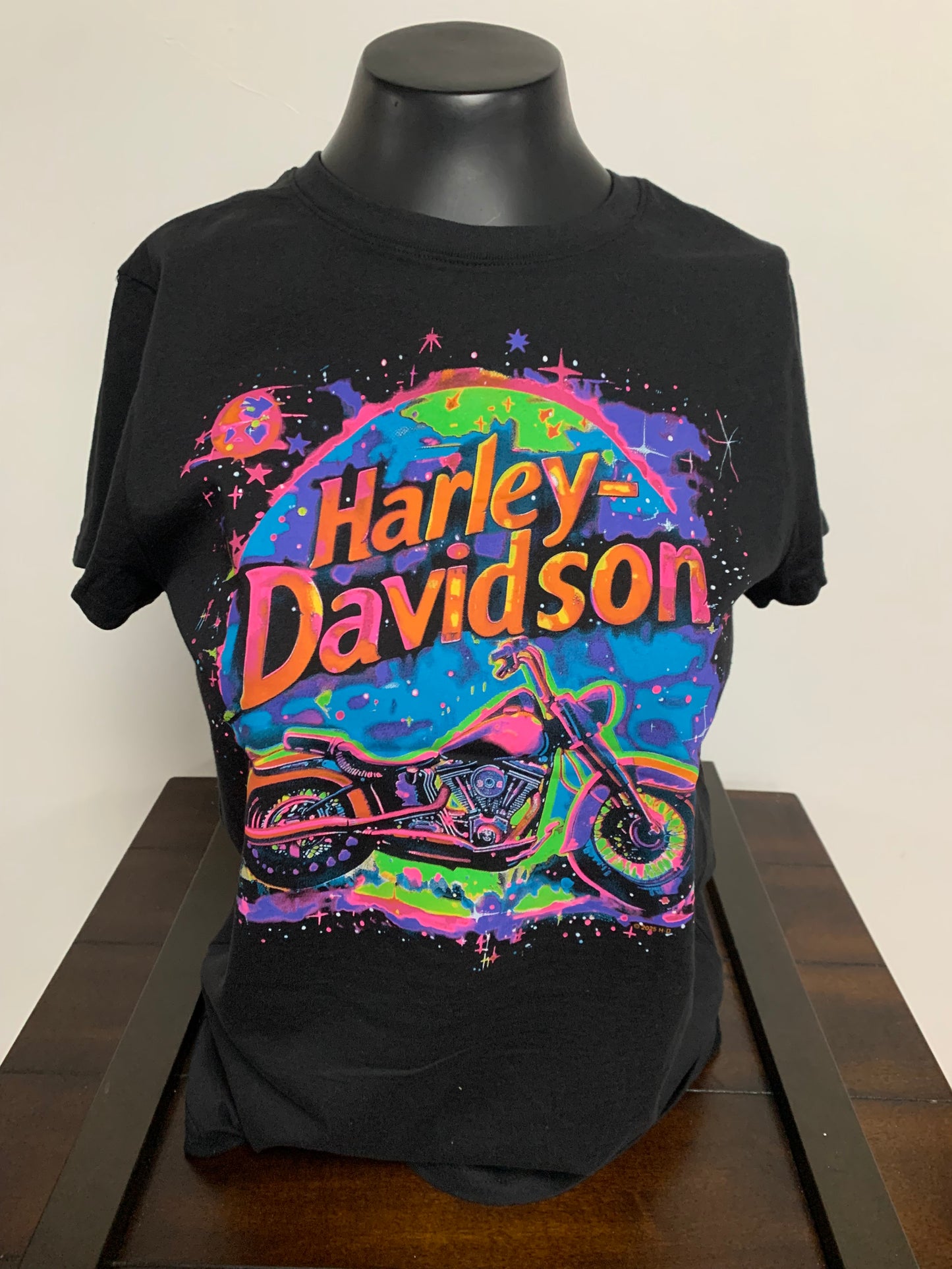 Rockin the Planet Women's Short Sleeve Tee