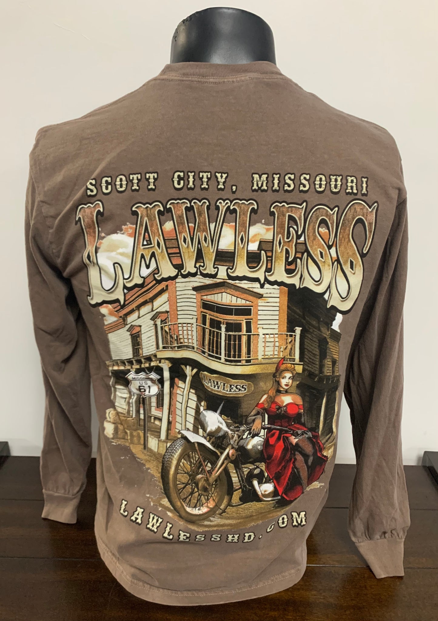 Saloon Long Sleeve Tee