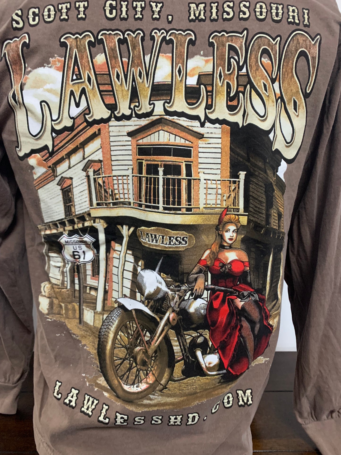 Saloon Long Sleeve Tee