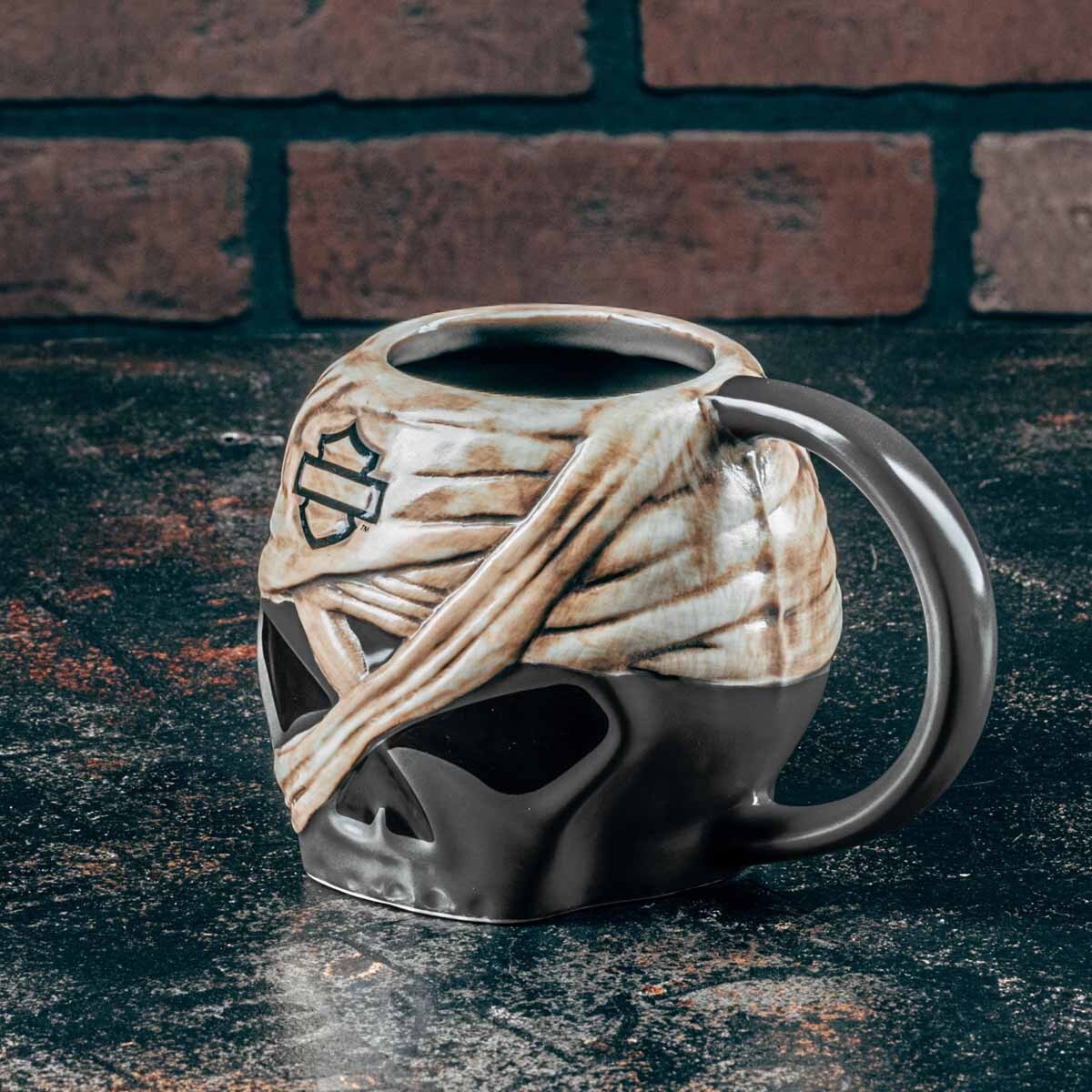 Open B&S Sculpted Mug
