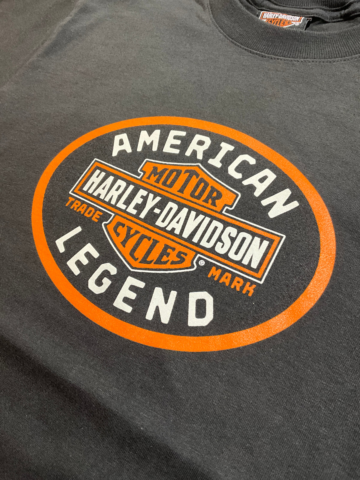 "Legend Emblem" Men's Short Sleeve Tee