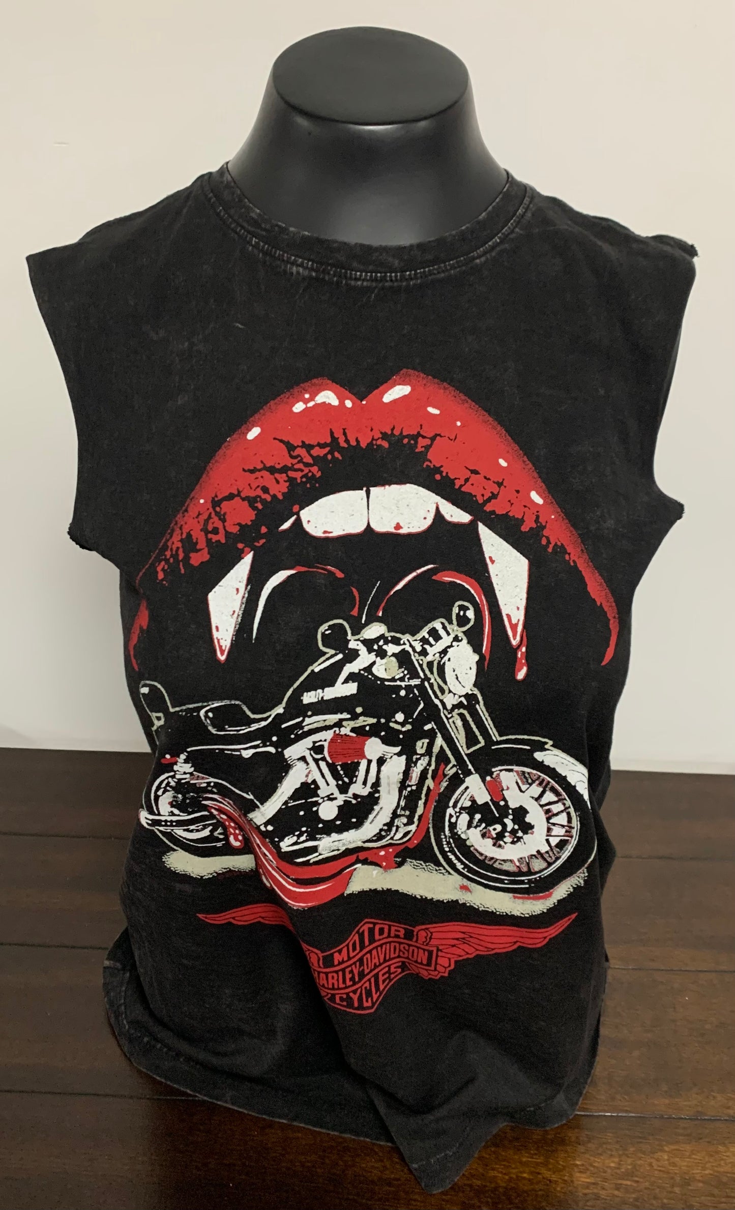 Harley Hot Lips Women's Sleeveless Tee