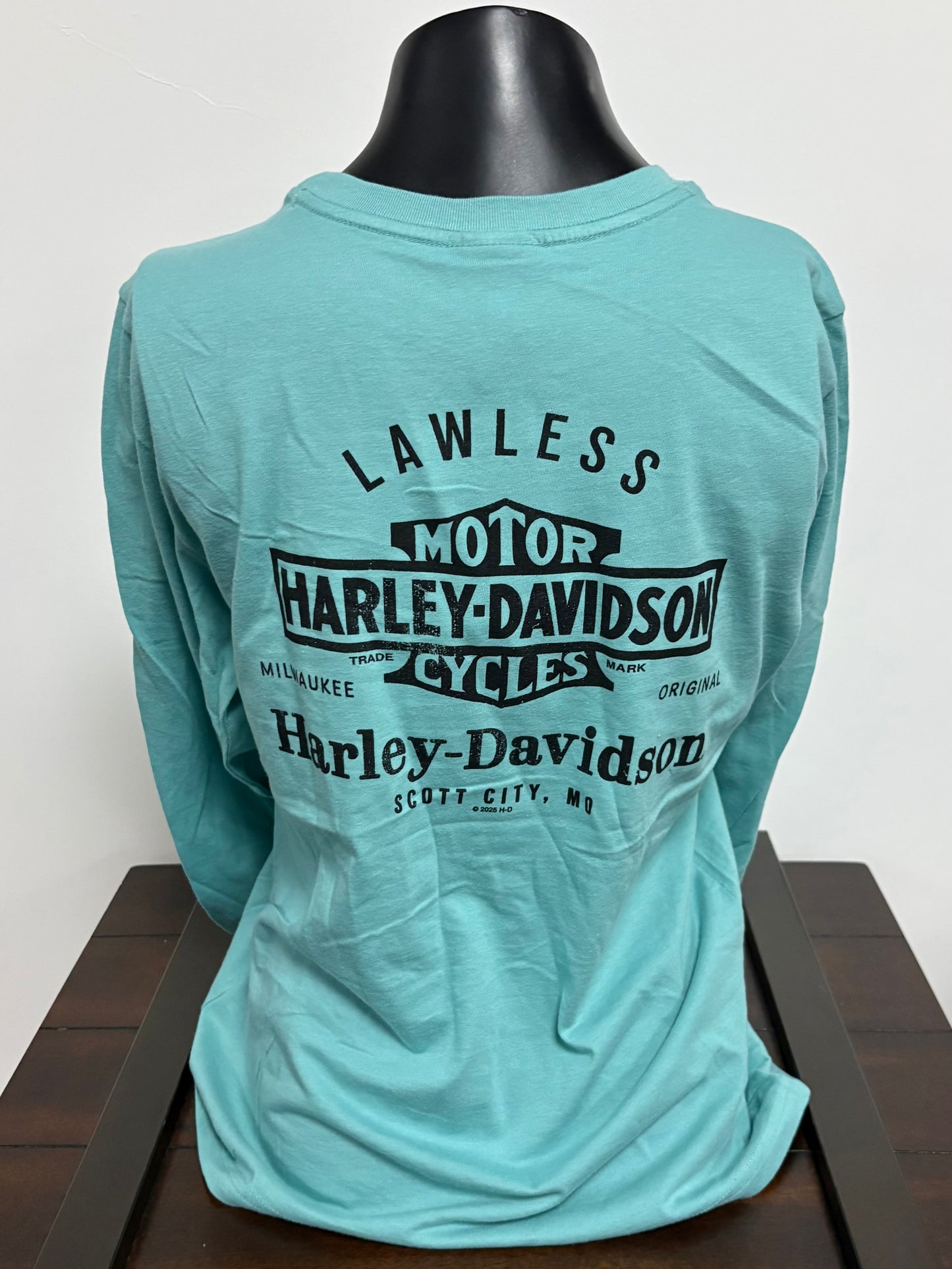 HD Chromatic Women's Long Sleeve
