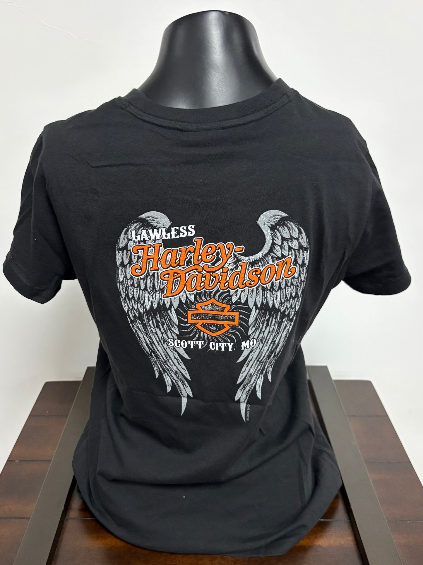 HD Heartbreaker Women's Tee