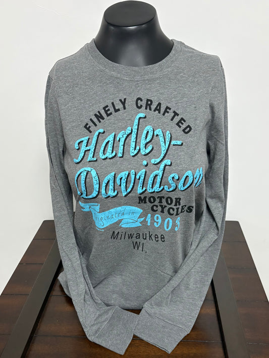 Finey Crafted Women's Long Sleeve Tee