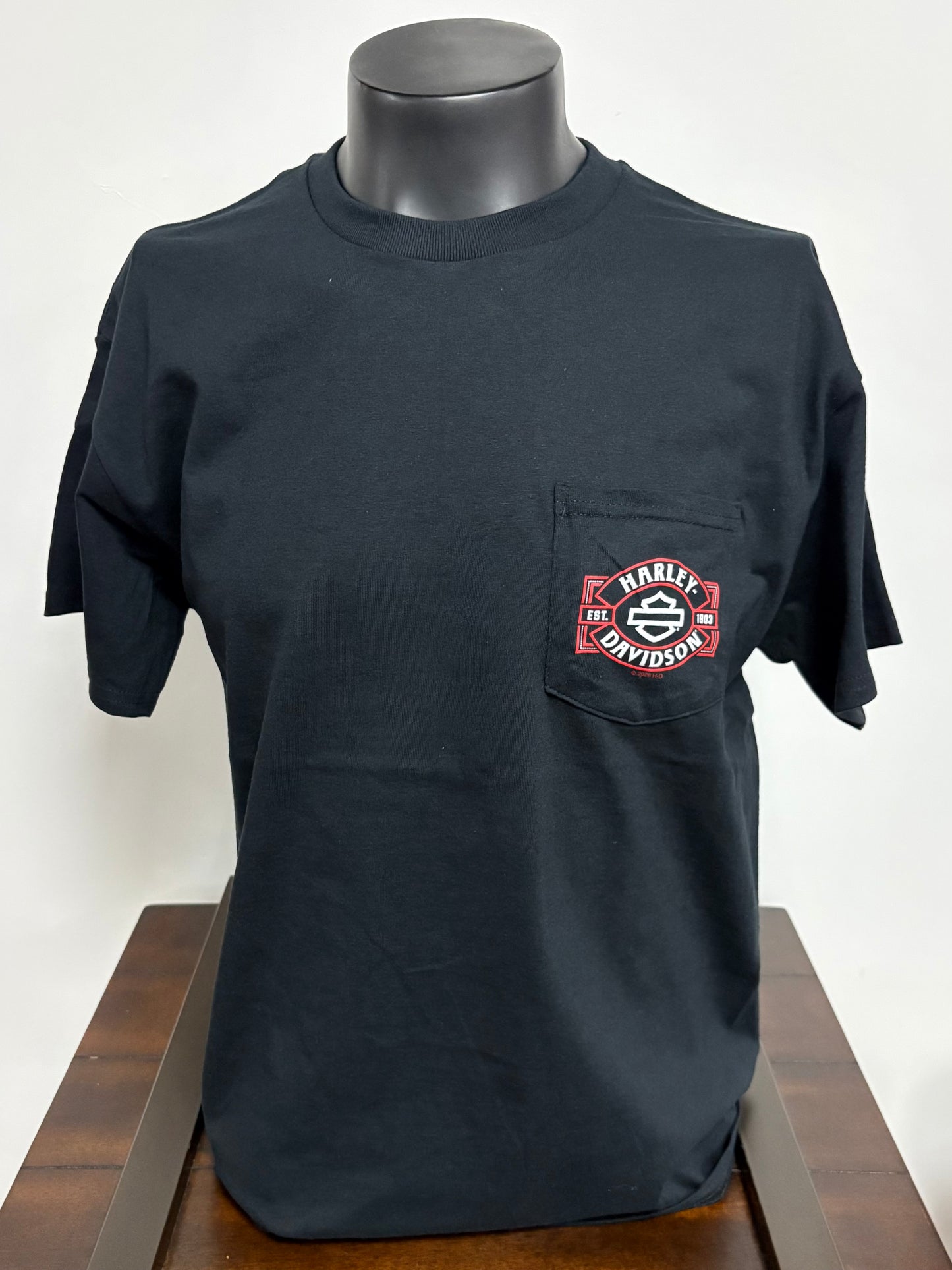 HD Postage Men's Pocket Tee