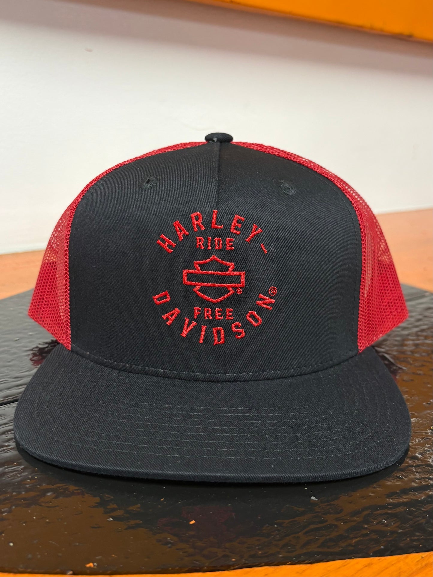 HD Sulk Trucker Snapback Hat
