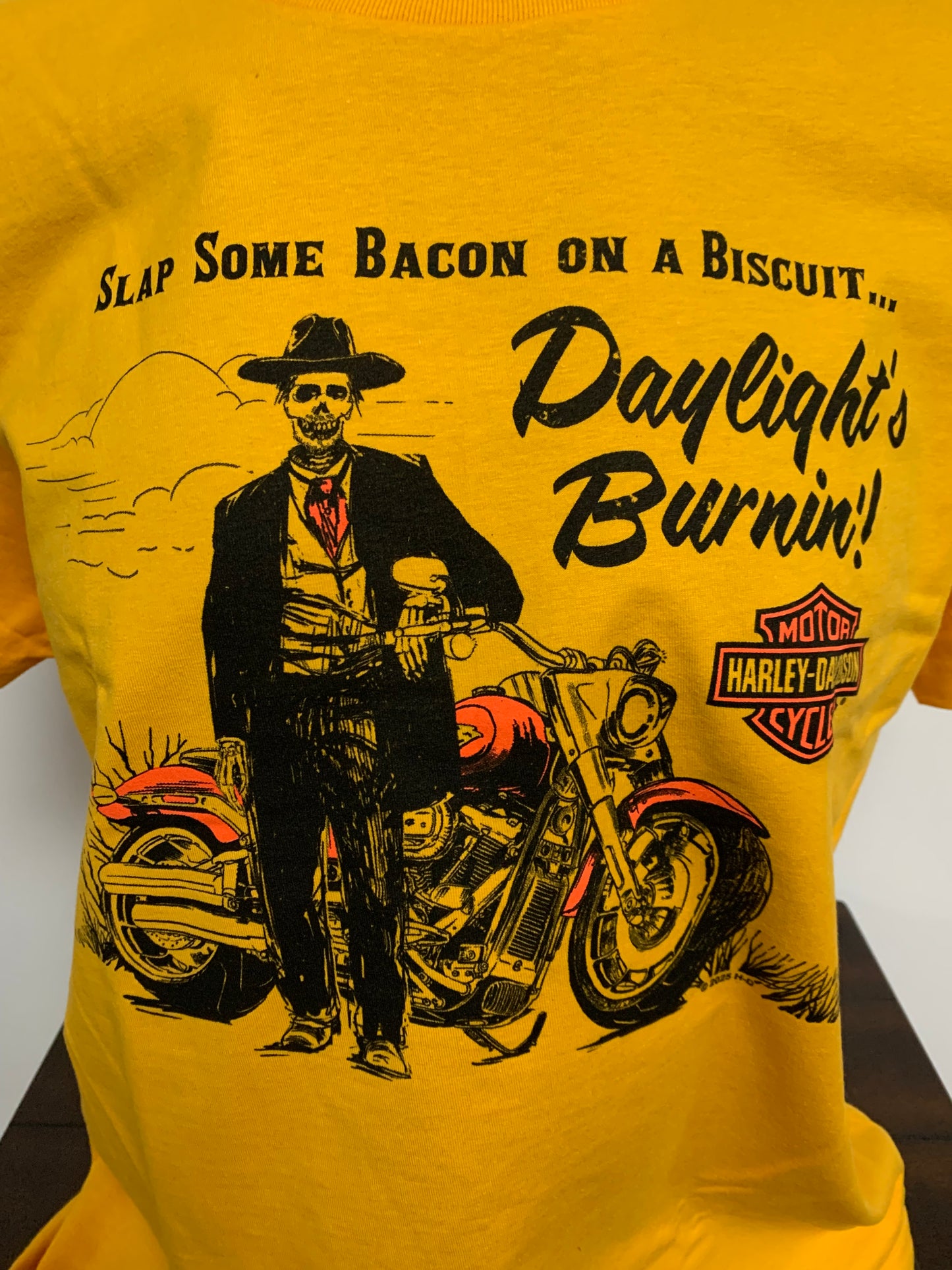 HD Daylight's Burnin' Men's Short Sleeve Tee